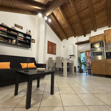 House A73 Nyaraló Lezzeno